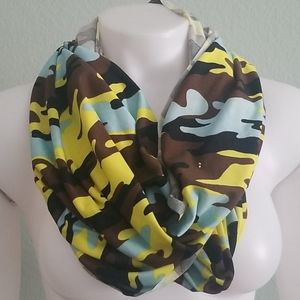 Camo Slouchy Scarf